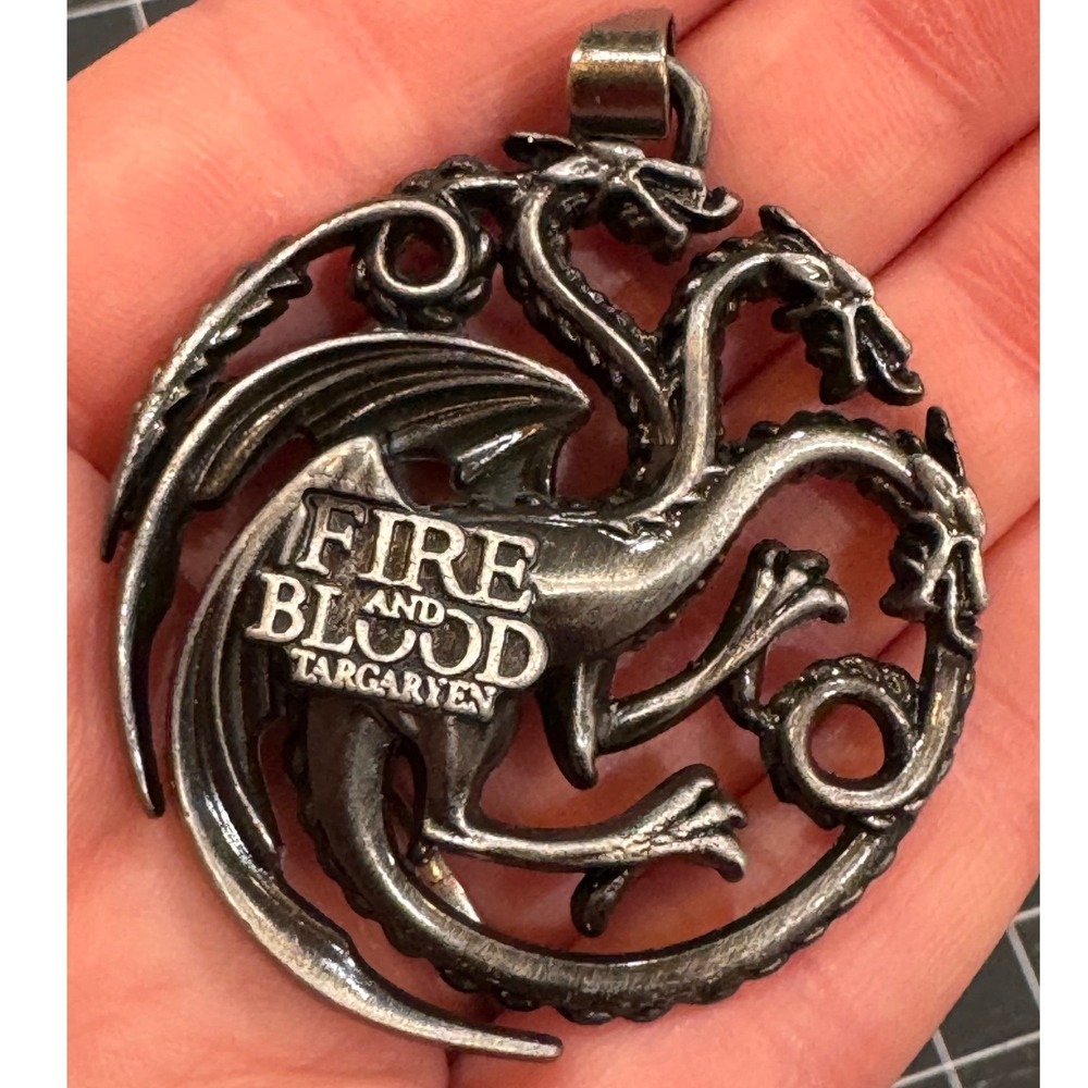 Game of Thrones House Targaryen Fire & Blood Dragon Pendant‎ Silver Tone Medal